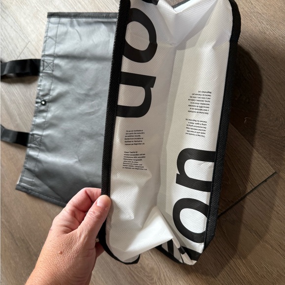 Lululemon Black Tote Bag - Picture 2 of 3